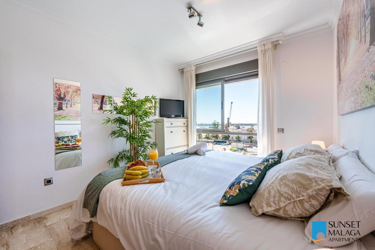 Sea Views & Parking - Soho Cozy Apartment *